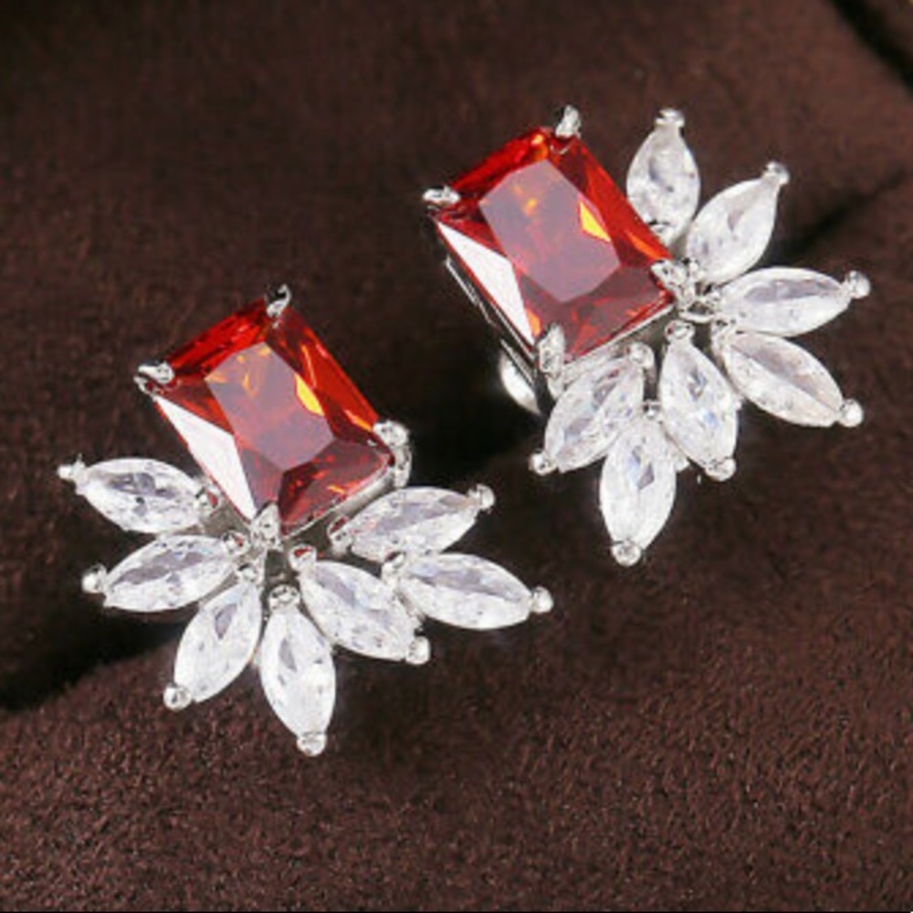 New Sterling silver diamond earrings - Picture 3 of 4